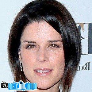 Latest Picture of Actress Neve Campbell