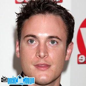 A portrait image of TV Actor Gary Lucy picture