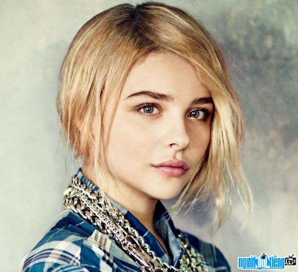 Chloe Grace Moretz is a famous teen actress in Hollywood