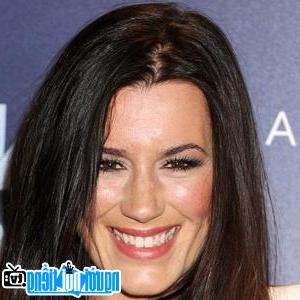 Latest Picture Of Actress Kate Magowan