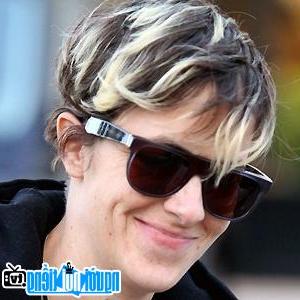 Last picture of DJ Samantha Ronson