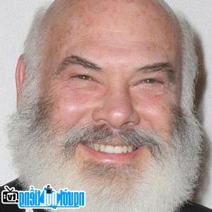 Image of Andrew Weil