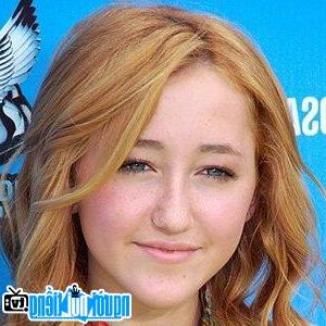 A New Picture of Noah Cyrus- Famous TV Actress Nashville- Tennessee