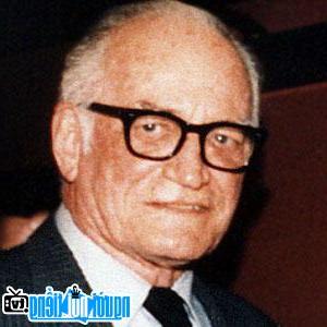 Image of Barry Goldwater Jr.