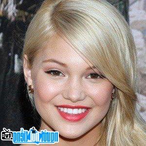 A New Picture of Olivia Holt- Famous Tennessee Television Actress