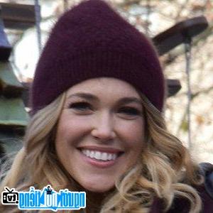 Một bức ảnh mới về Rachel Platten- Ca sĩ nhạc pop nổi tiếng Massachusetts