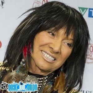 Latest picture of Buffy Sainte-Marie World Singer