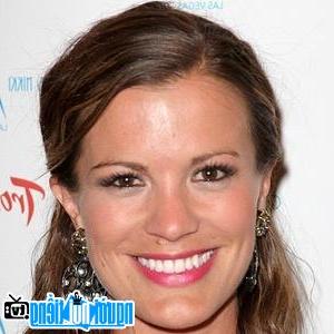Latest picture of the Opera Woman Melissa Claire Egan