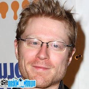 Latest Picture of Stage Actor Anthony Rapp