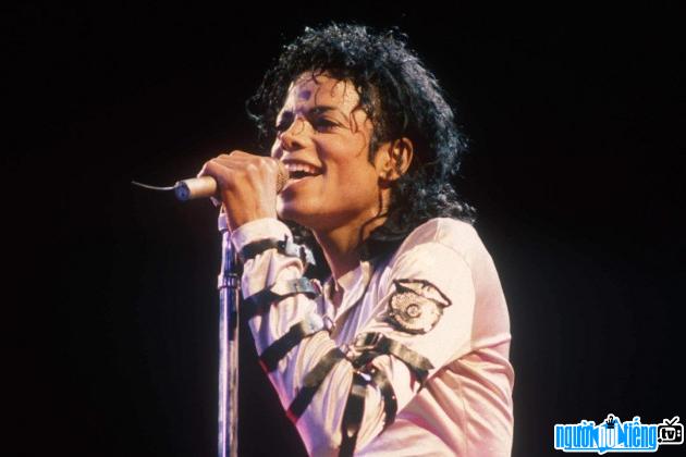 Latest pictures of Pop singer Michael Jackson