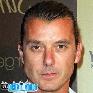 Một hình ảnh chân dung của Ca sĩ nhạc Rock Gavin Rossdale