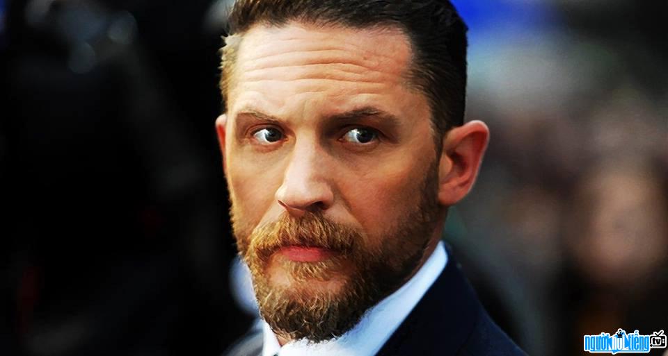 Một hình ảnh chân dung của Diễn viên nam Tom Hardy