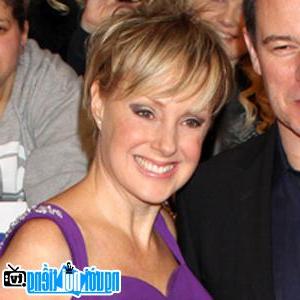 A new picture of Sally Dynevor- The famous British Opera Female