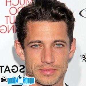 Latest Picture of Actor James Carpinello