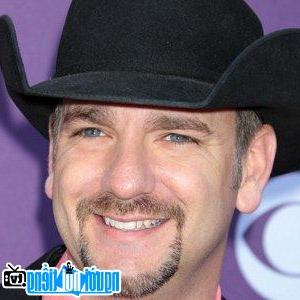 Latest Picture of Country Singer Craig Campbell