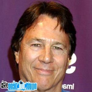 A portrait picture of Reality Star Richard Hatch