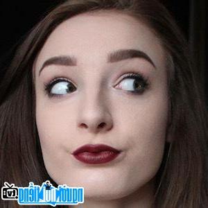 A New Photo of Beckii Whiting- Famous British YouTube Star