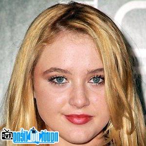 A New Picture of Kathryn Newton- Famous California Actress