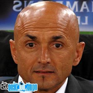 Một bức ảnh mới về Luciano Spalletti- HKV bóng đá nổi tiếng Ý