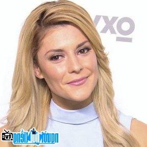 The Latest Picture Of YouTube Star Grace Helbig