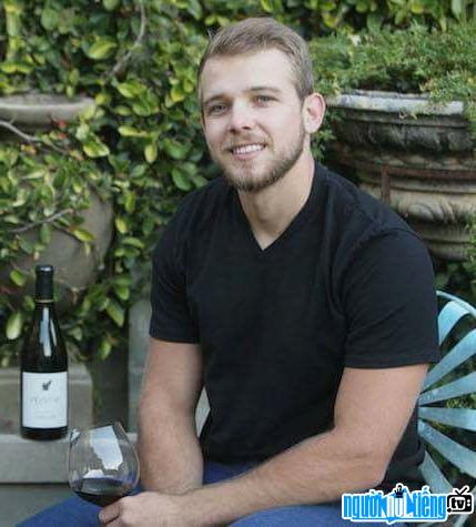 Image Latest about TV Actor Max Thieriot