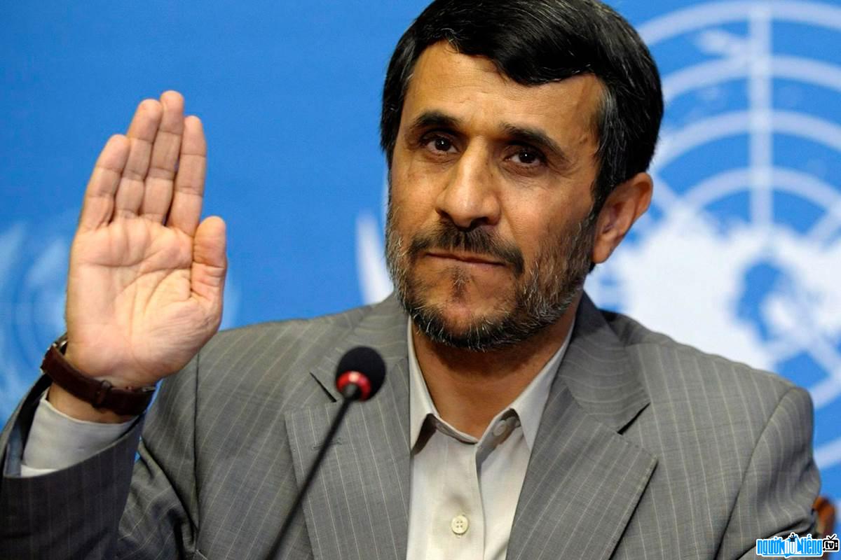 Mahmoud Ahmadinejad speaking at an event