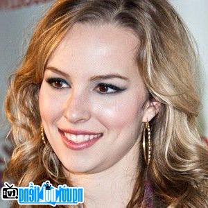 Ảnh chân dung Bridgit Mendler