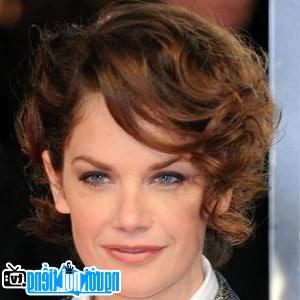 Latest Picture of TV Actress Ruth Wilson