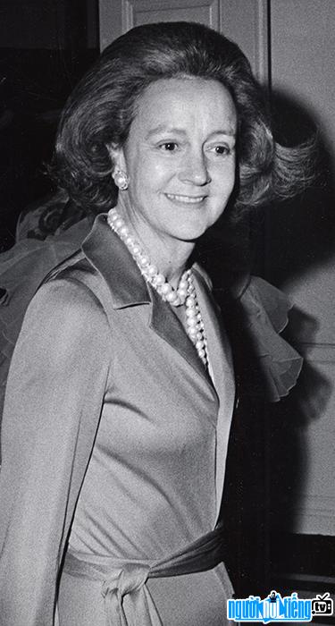  beautiful journalist Katharine Graham