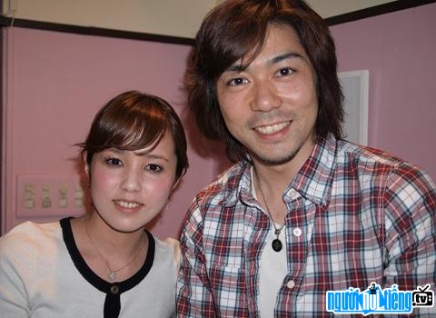 Picture of Kishi Yuji and his wife Mika Kikuchi