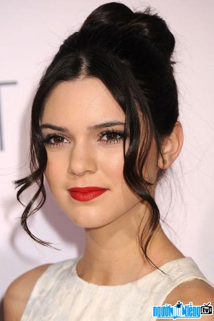 Kendall Jenner entered the list of "50 most beautiful people in the world"