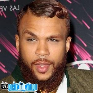 Latest picture of R&B Singer Jidenna