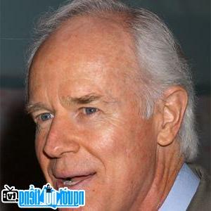 Image of Mike Farrell