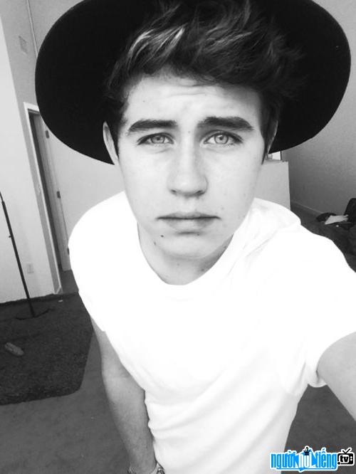 Image of Nash Grier