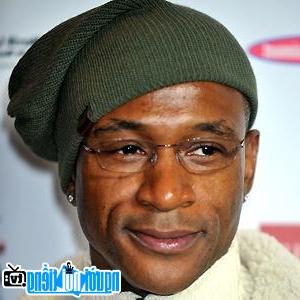 A new picture of Tommy Davidson- Famous DC TV Actor