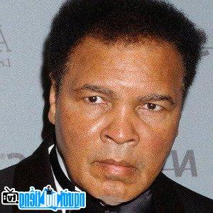 Muhammad Ali huyền thoại quyền anh Mỹ