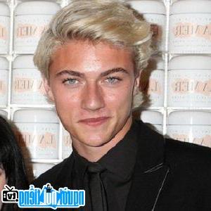 A new photo of Lucky Blue Smith- Famous model Utah