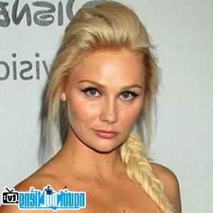 A new picture of Clare Bowen- Famous Australian TV Actress