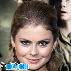 A new picture of Rose McIver- Famous TV actress Auckland- New Zealand