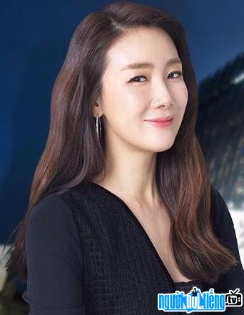 Nữ diễn viên Choi Ji-woo - ngôi sao của xứ Hàn Quốc