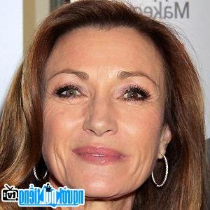 Latest picture of TV Actress Jane Seymour