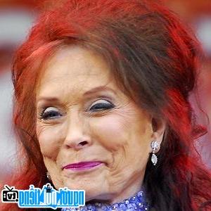 Latest Picture Of Country Singer Loretta Lynn