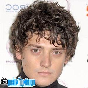 Latest picture of Male Actor Aneurin Barnard