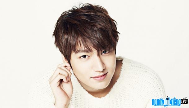  Lee Min-ho - Possesses a beautiful and extremely attractive face