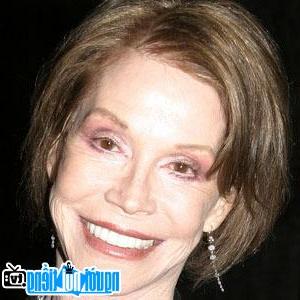 Image of Mary Tyler Moore