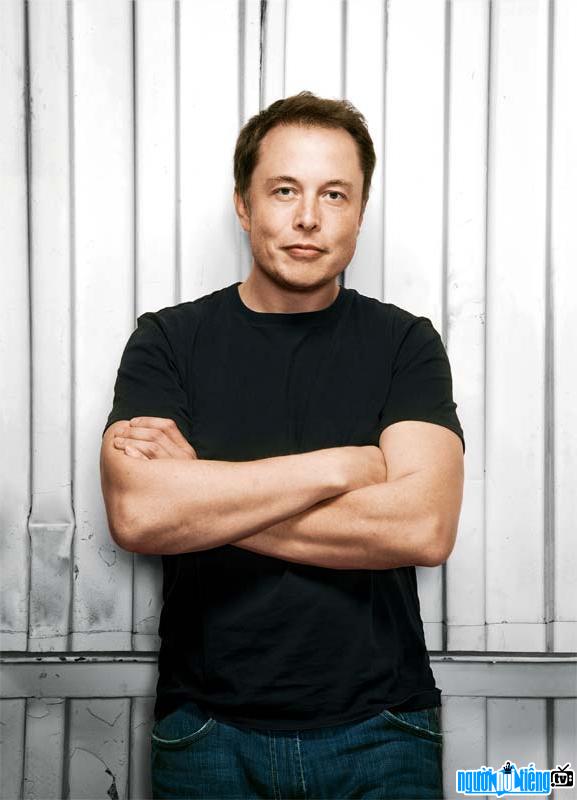 A new photo of South African businessman Elon Musk