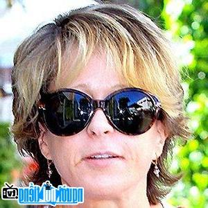 A new photo of Yeardley Smith- Famous Speaking Actor Paris- France
