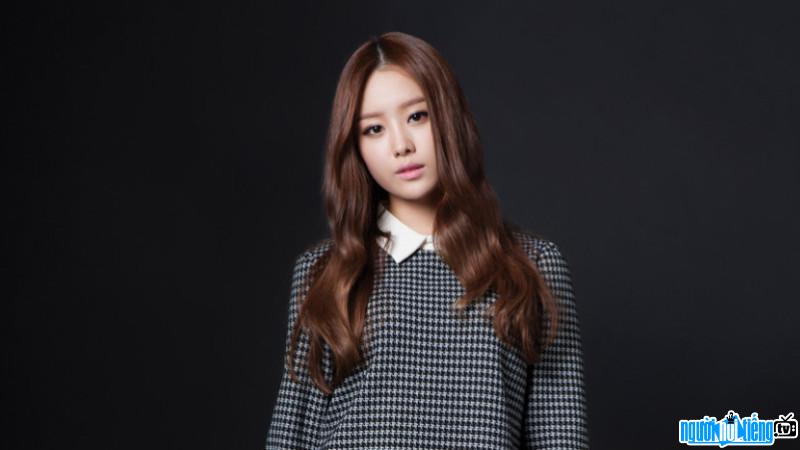 A latest picture of singer Song Jieun