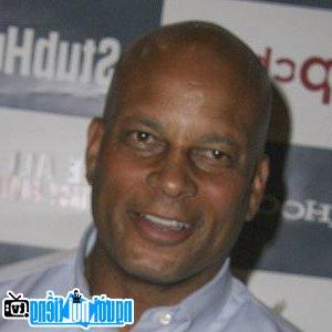 Image of Ronnie Lott