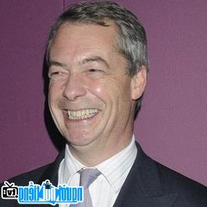 Một bức ảnh mới về Nigel Farage- Chính trị gia nổi tiếng Anh